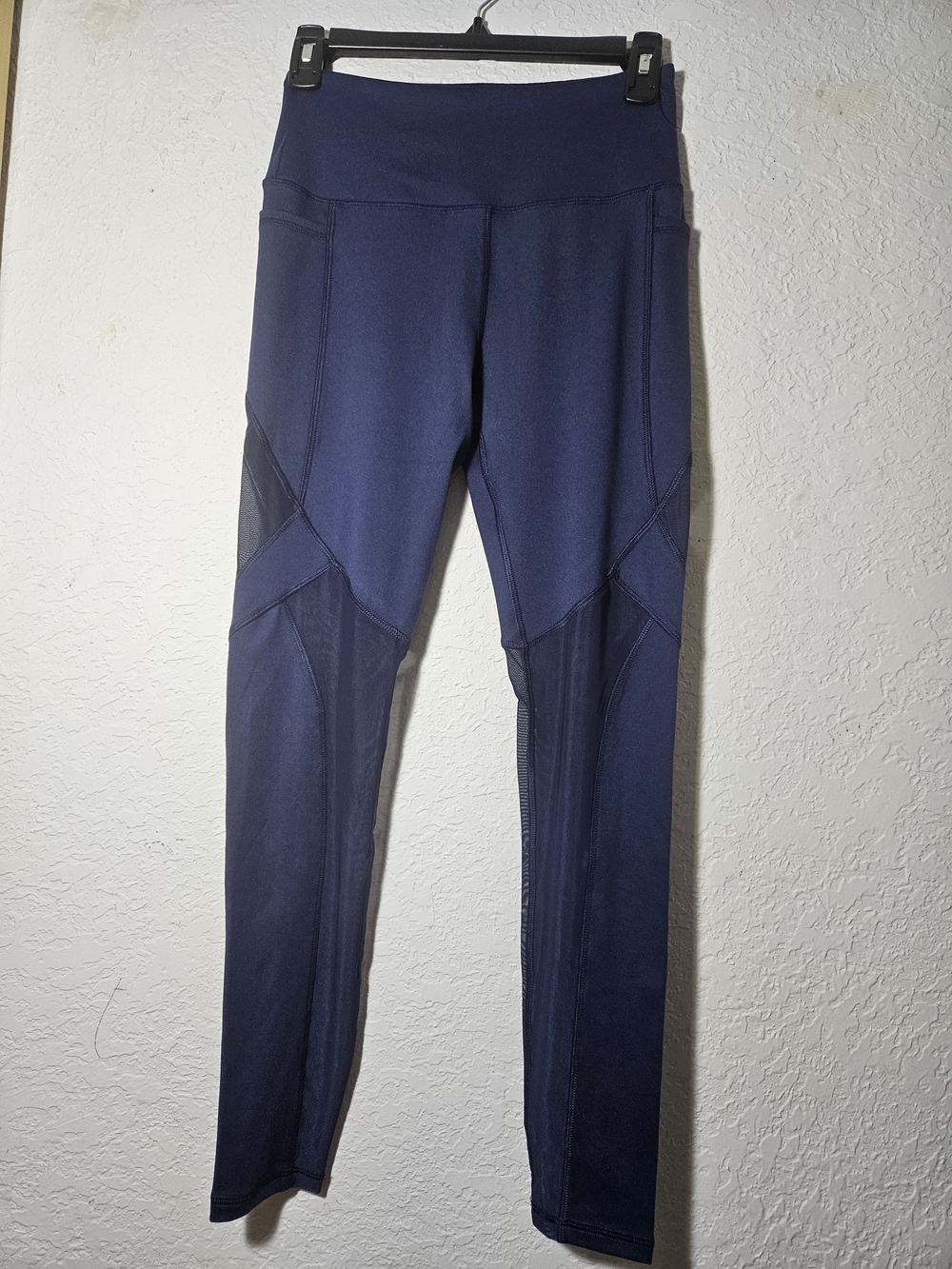 Sea Deep Navy High-Waist Leggings with Mesh Insets